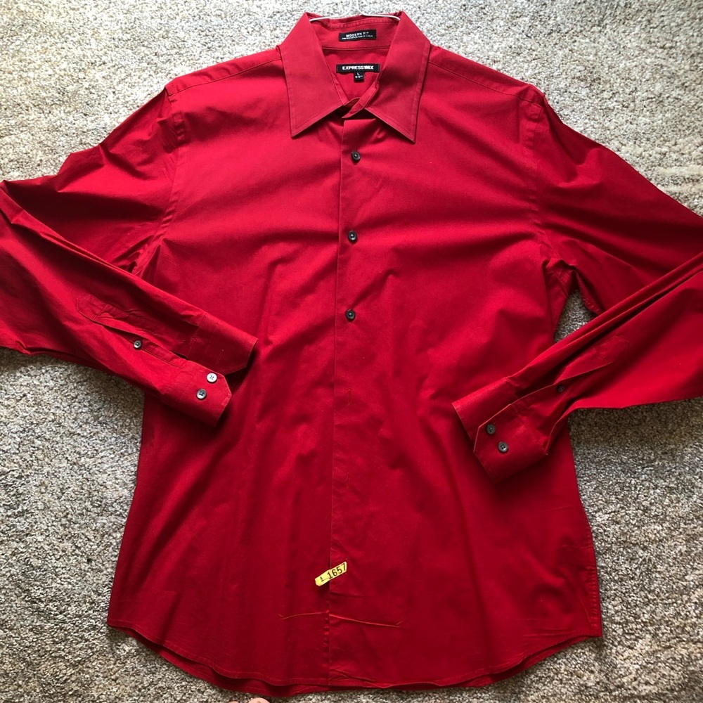 Long sleeve modern fit shirt
